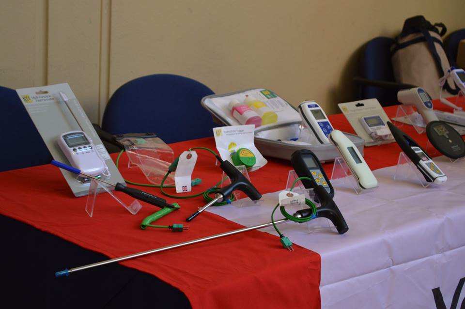 Felicitaciones a los ganadores de equipos YaliTech Instruments